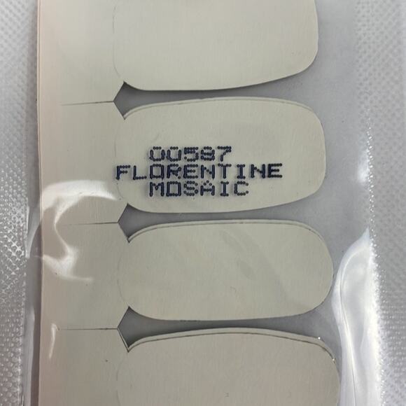 Retired Color Street Florentine Mosaic - Picture 3 of 3